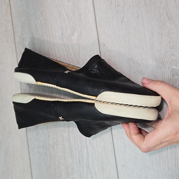 Frye Women Leather Loafer Slip on flats shoes sz 8M - Picture 11 of 16